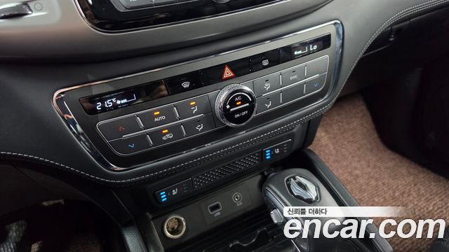 KG Mobility Rexton 2019 — photo 27