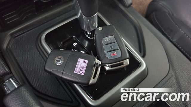 KG Mobility Rexton 2019 — photo 30