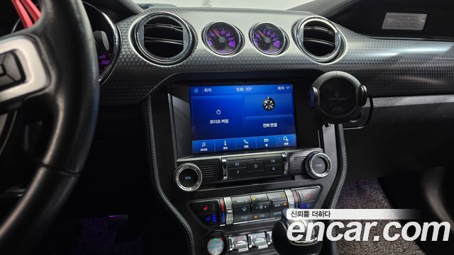 Ford Mustang 2017 — photo 13