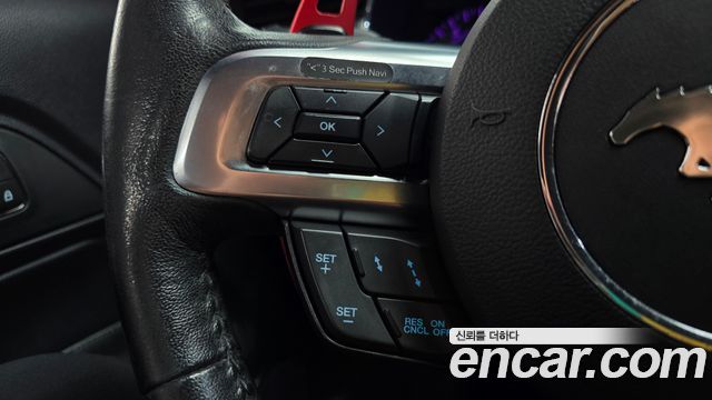 Ford Mustang 2017 — photo 16