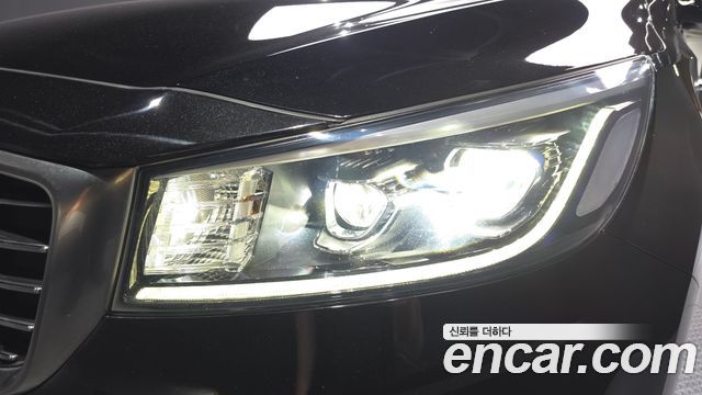 Kia Canival 2019 — photo 8