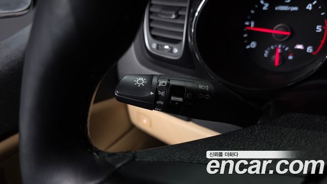 Kia Canival 2019 — photo 29
