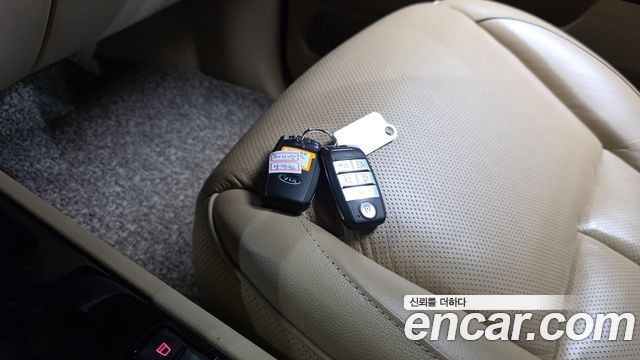Kia Canival 2019 — photo 32