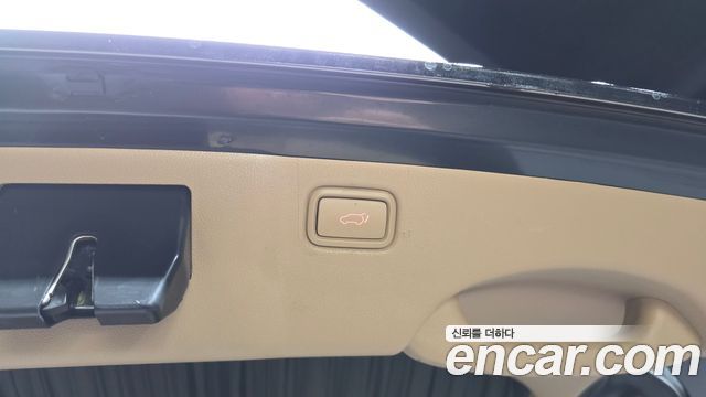 Kia Canival 2019 — photo 33