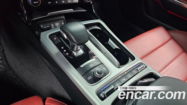 Kia Stinger 2019 — photo 12