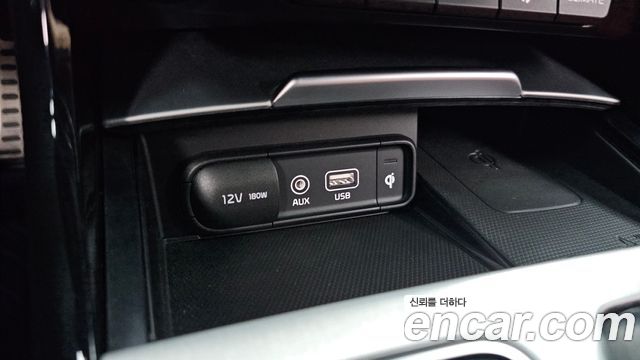 Kia Stinger 2019 — photo 23