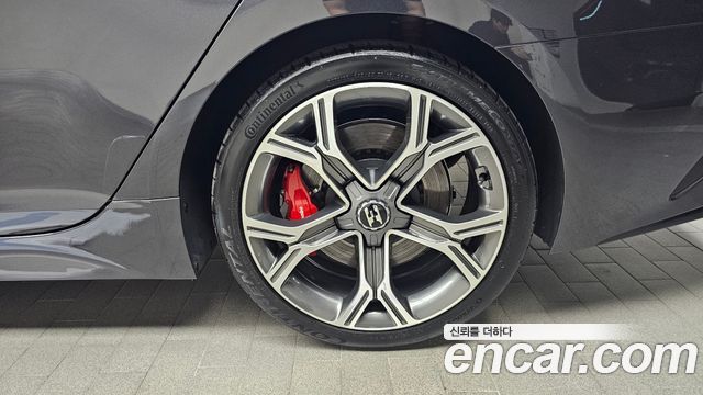 Kia Stinger 2019 — photo 7