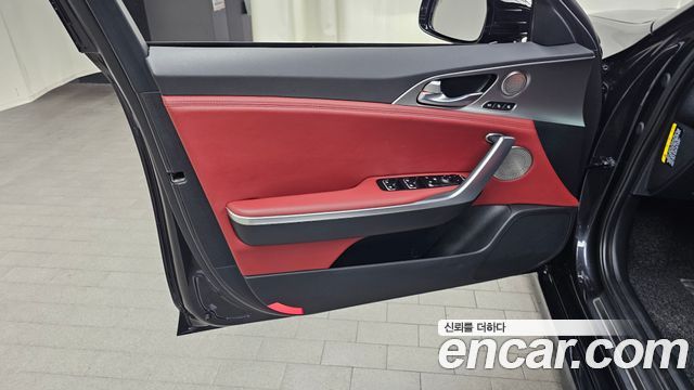 Kia Stinger 2019 — photo 14