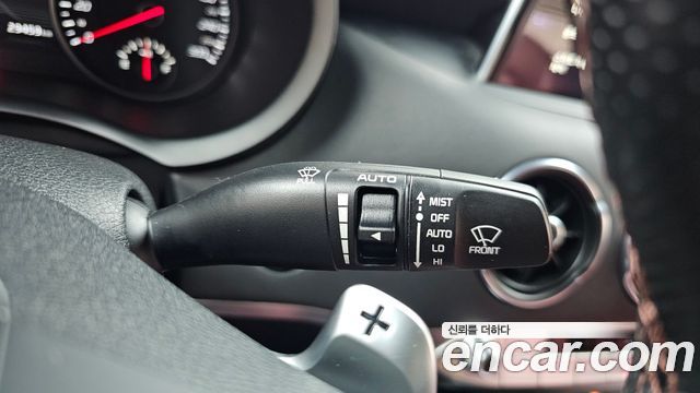 Kia Stinger 2019 — photo 28