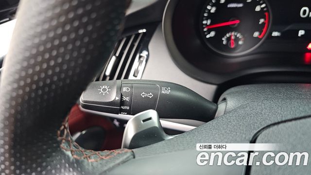 Kia Stinger 2019 — photo 33