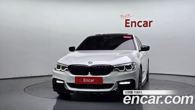 BMW 5-Series 2018 — photo 3
