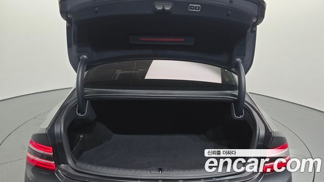 Genesis G80 2021 — photo 27
