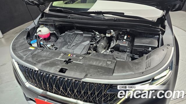 Kia Canival 2023 — photo 6