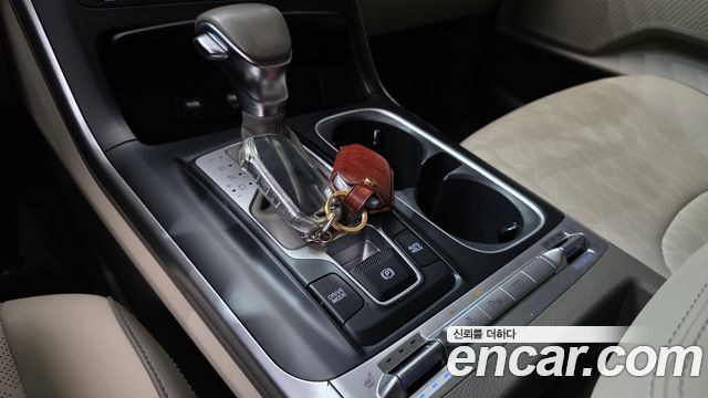 Kia Canival 2023 — photo 12