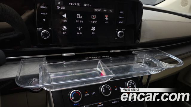Kia Canival 2023 — photo 20