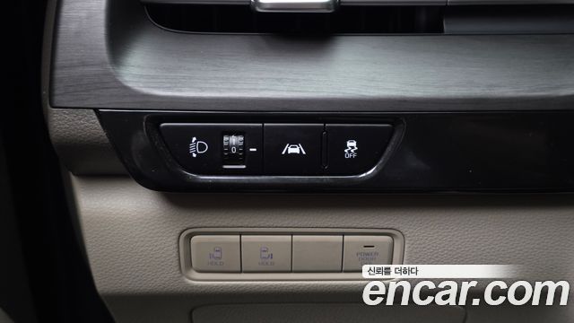 Kia Canival 2023 — photo 24