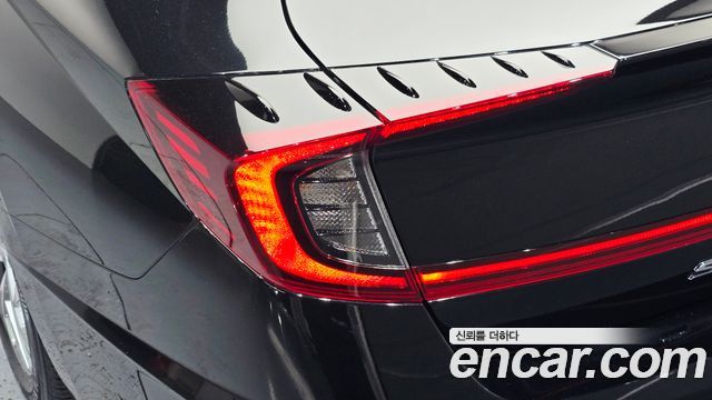 Hyundai Sonata 2023 — photo 9