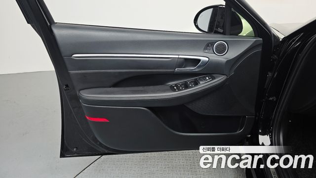 Hyundai Sonata 2023 — photo 14