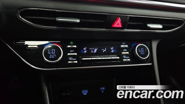 Hyundai Sonata 2023 — photo 31