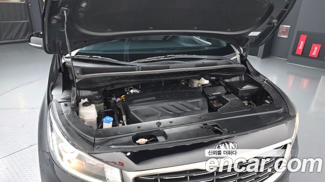 Kia Canival 2019 — photo 6