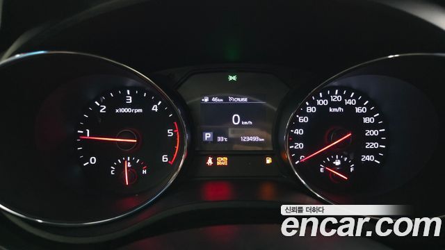 Kia Canival 2019 — photo 8
