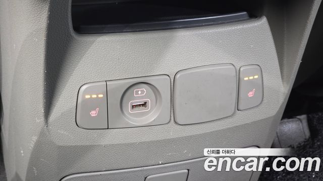 Kia Canival 2019 — photo 18