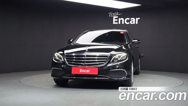 Mercedes-Benz E-Class 2018 — photo 3