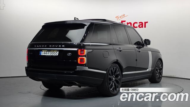 Land Rover Range Rover 2020 — photo 2