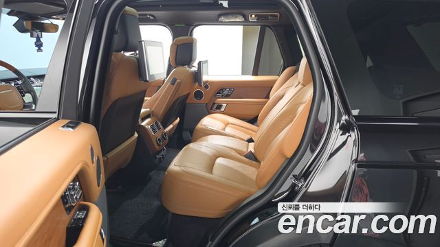Land Rover Range Rover 2020 — photo 17