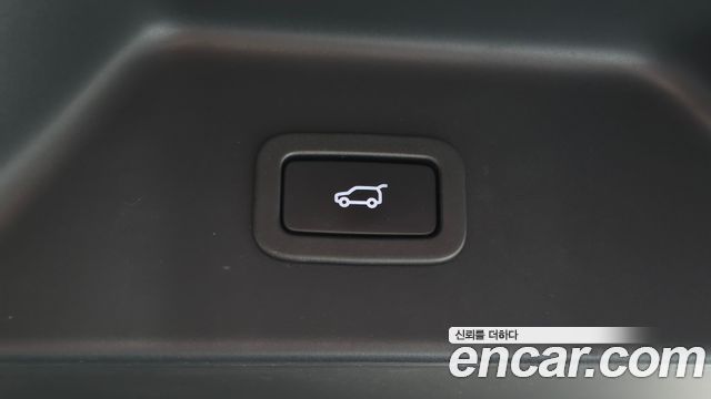 Land Rover Range Rover 2020 — photo 23