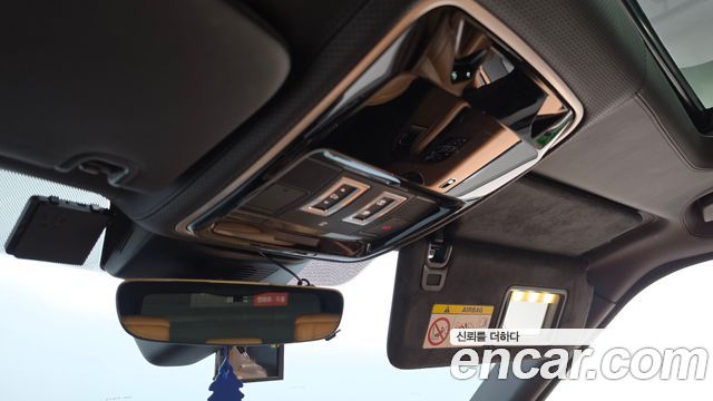 Land Rover Range Rover 2020 — photo 28