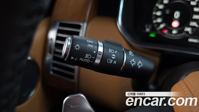 Land Rover Range Rover 2020 — photo 39
