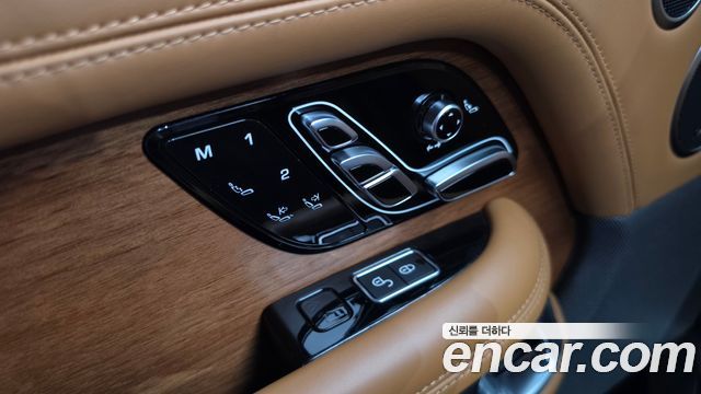 Land Rover Range Rover 2020 — photo 40