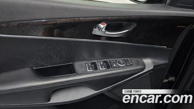 Kia Sorento 2015 — photo 25