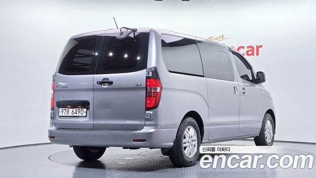 Hyundai Starex 2020 — photo 2