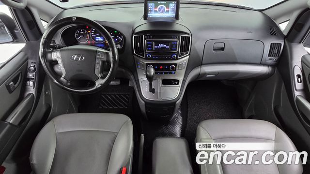 Hyundai Starex 2020 — photo 10