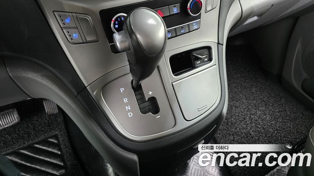 Hyundai Starex 2020 — photo 12