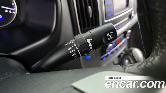 Hyundai Starex 2020 — photo 24