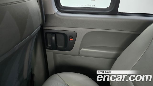 Hyundai Starex 2020 — photo 15