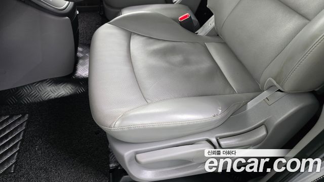 Hyundai Starex 2020 — photo 31