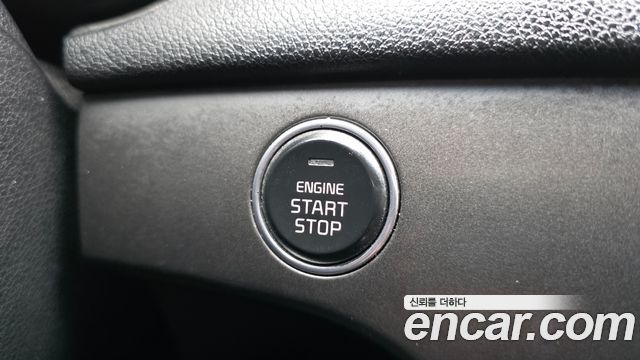 Kia Sportage 2016 — photo 18