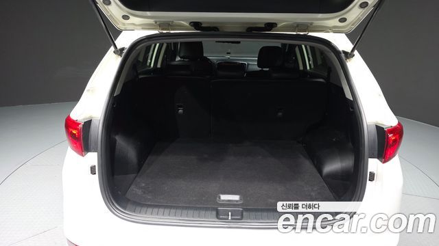 Kia Sportage 2016 — photo 20