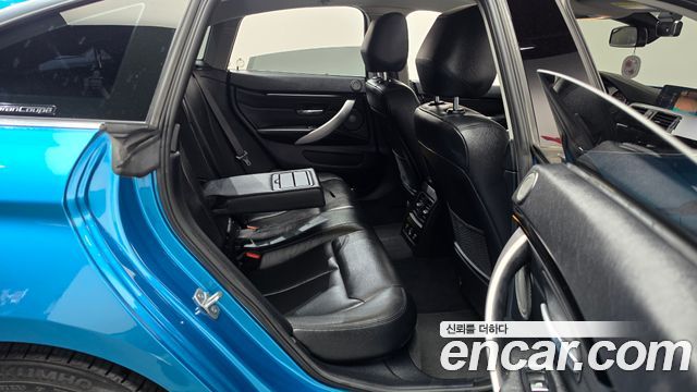 BMW 4-Series 2018 — photo 17