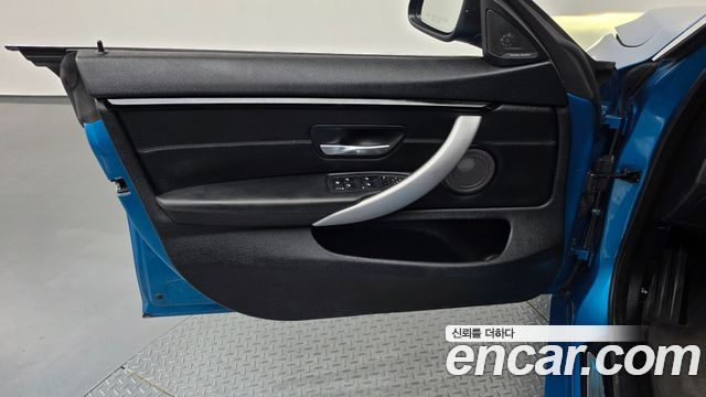 BMW 4-Series 2018 — photo 14
