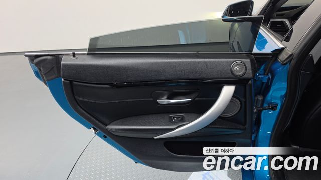 BMW 4-Series 2018 — photo 15
