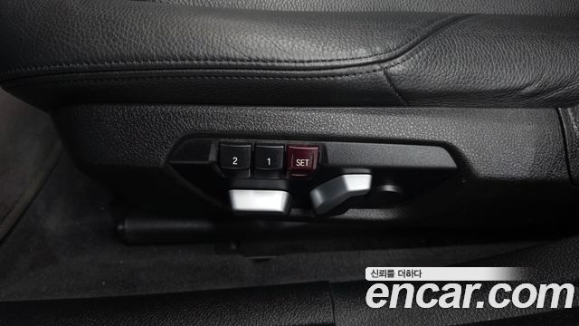 BMW 4-Series 2018 — photo 30