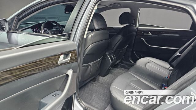 Hyundai Sonata 2016 — photo 23