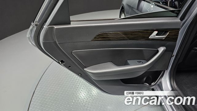 Hyundai Sonata 2016 — photo 15