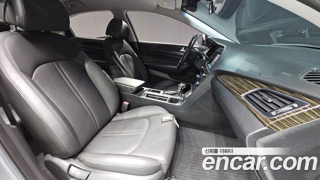 Hyundai Sonata 2016 — photo 16