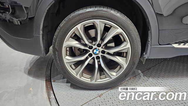 BMW X6 2017 — photo 5